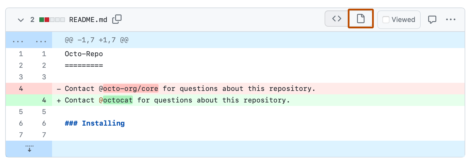 显示 Markdown 文件的差异的屏幕截图。 在文件标题中,文件图标以深橙色框出。