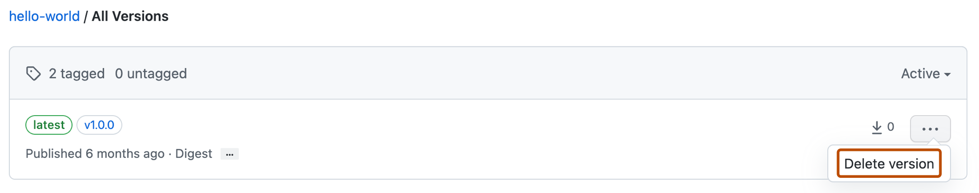 包版本的屏幕截图,其中包含标有烤肉串式图标的下拉菜单按钮。 菜单中的“删除版本”链接以橙色边框突出显示。